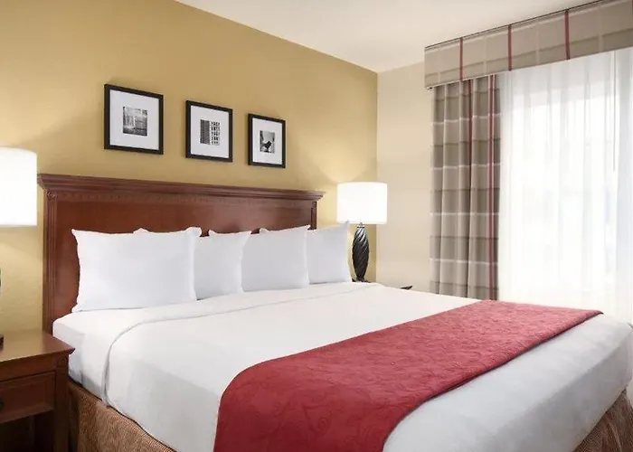 Country & By Radisson, North, Il Hotel