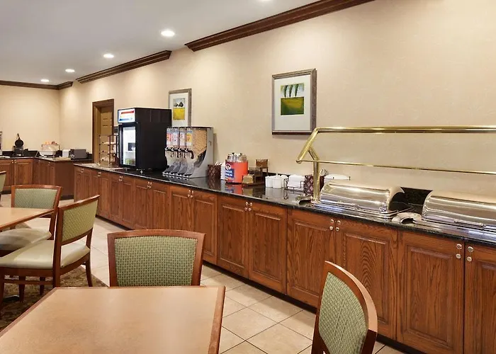 Country & By Radisson, North, Il 4* Champaign