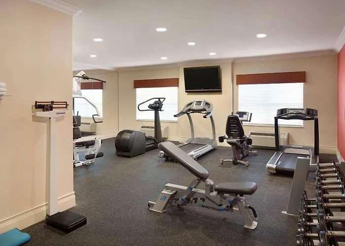 Country & By Radisson, North, Il Отель