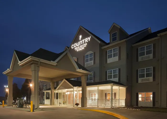 Country & By Radisson, North, Il
