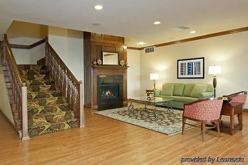 Country & By Radisson, North, Il Champaign