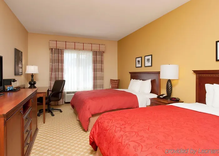 Country & By Radisson, North, Il Champaign